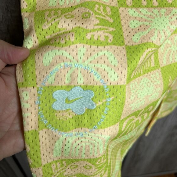 Nike Men Dri-Fit Shirt Spring Beach Short Sleeve Yellow Green Logo Size XL - Picture 4 of 8